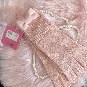 Kate Spade pastel pink glove with bow